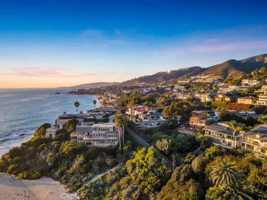 Laguna Beach, CA 92651,10 Camel Point
