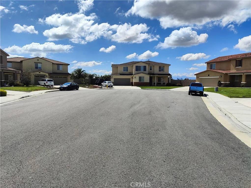 Jurupa Valley, CA 91752,5013 Clematis Court