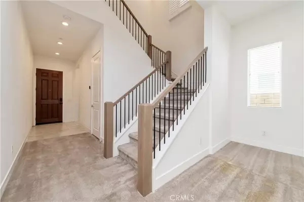 Canyon Country, CA 91351,19256 Merryweather Drive