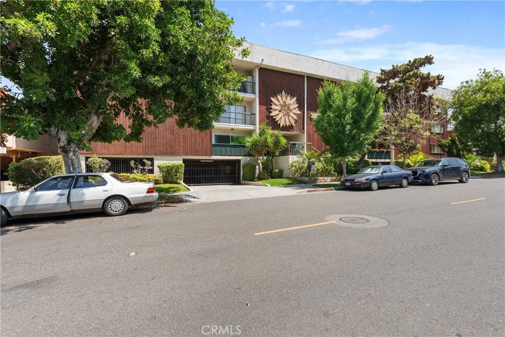 333 Burchett Street #103, Glendale, CA 91203