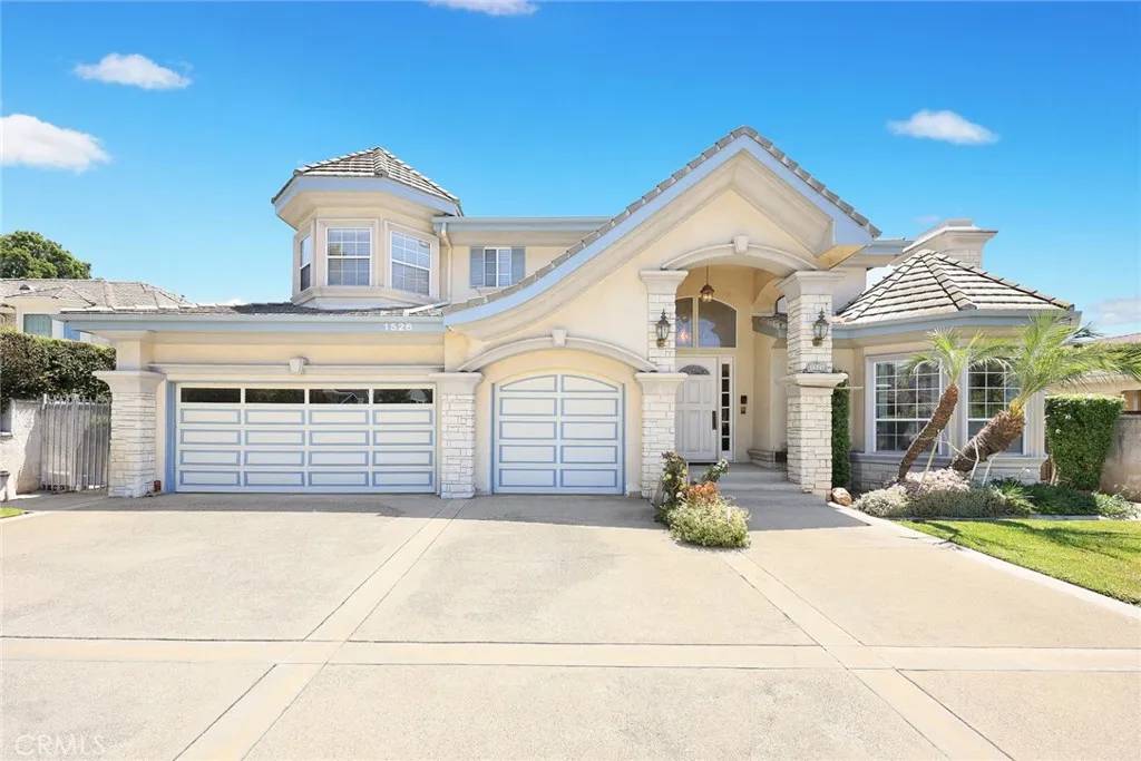 Arcadia, CA 91006,1526 S 2nd Avenue