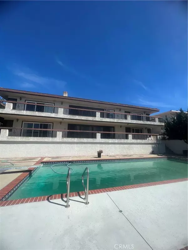 Palos Verdes Estates, CA 90274,1537 Via Leon
