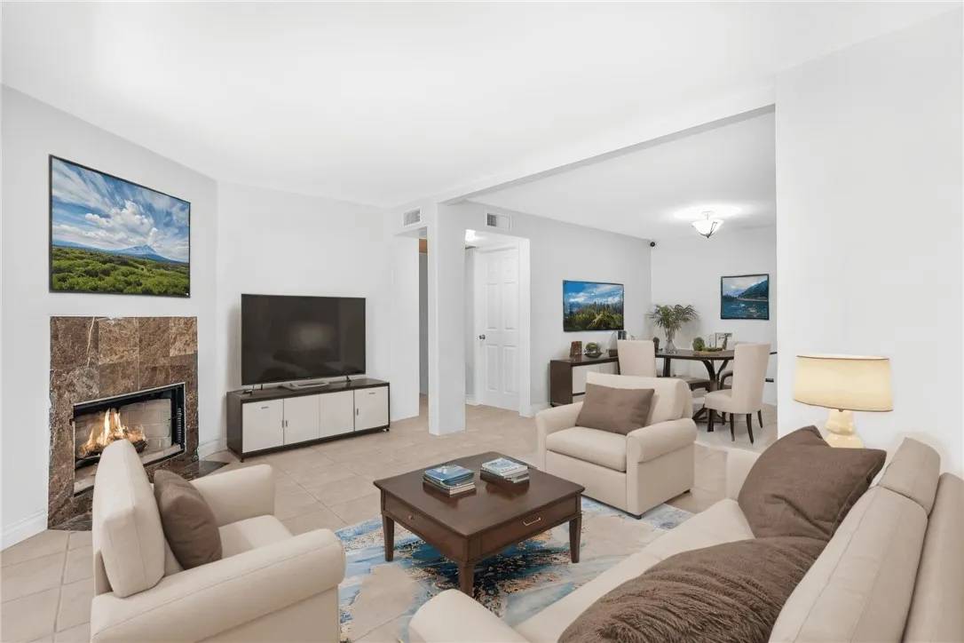 8321 Vineyard Avenue #U5, Rancho Cucamonga, CA 91730