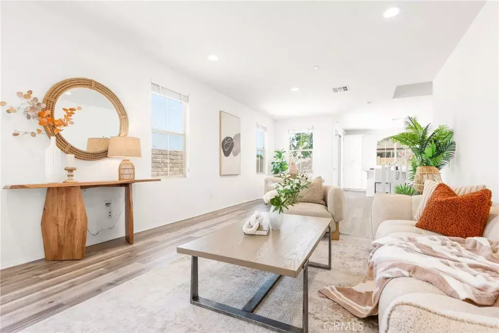 Rosemead, CA 91770,8254 Lily Drive