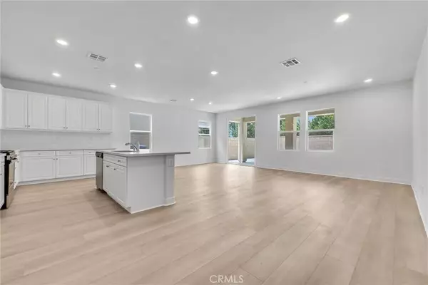 Ontario, CA 91762,4742 S Scott Way
