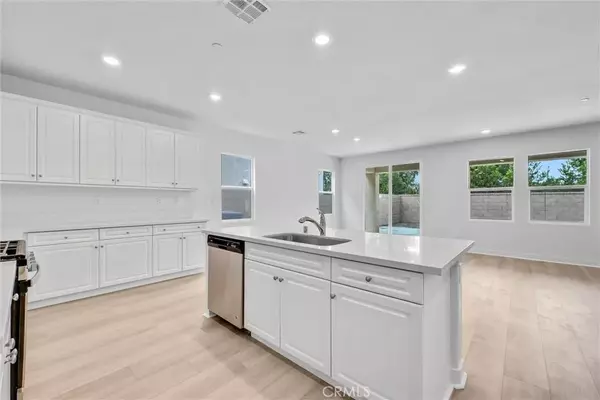 Ontario, CA 91762,4742 S Scott Way