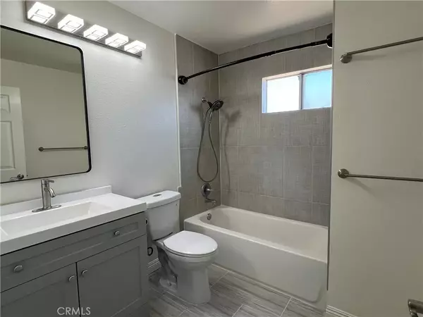 Alhambra, CA 91801,428 N Chapel Avenue #B