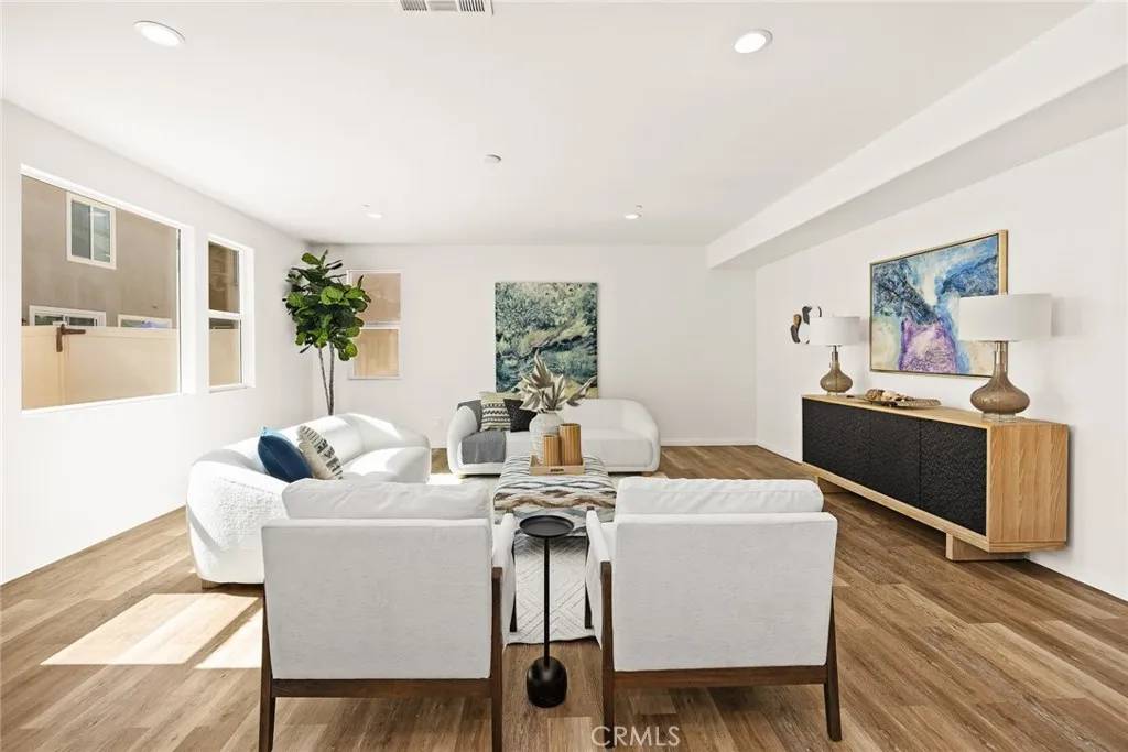 Chino, CA 91708,16114 Almond Avenue