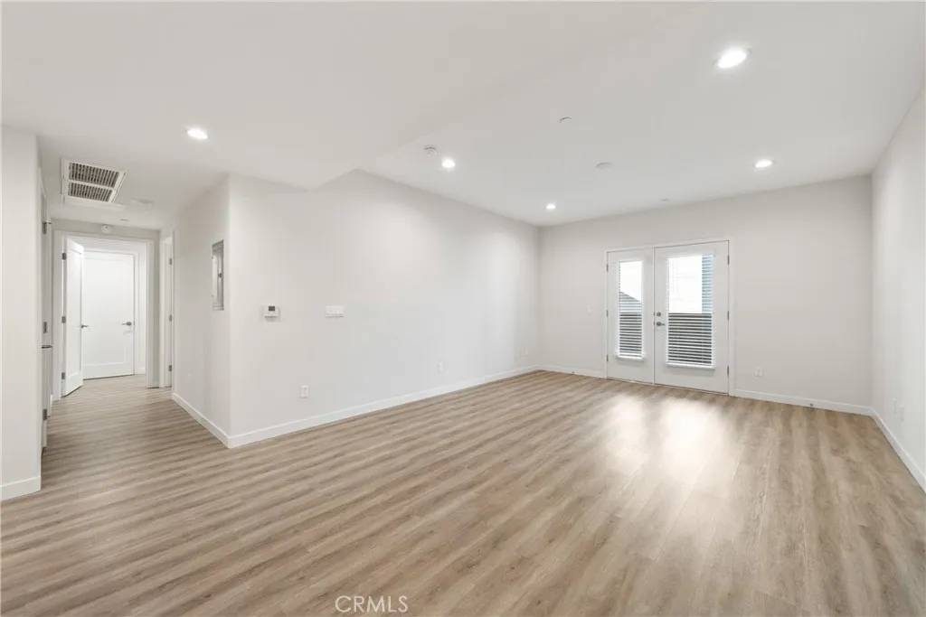 Monterey Park, CA 91754,419 N Chandler Avenue #520