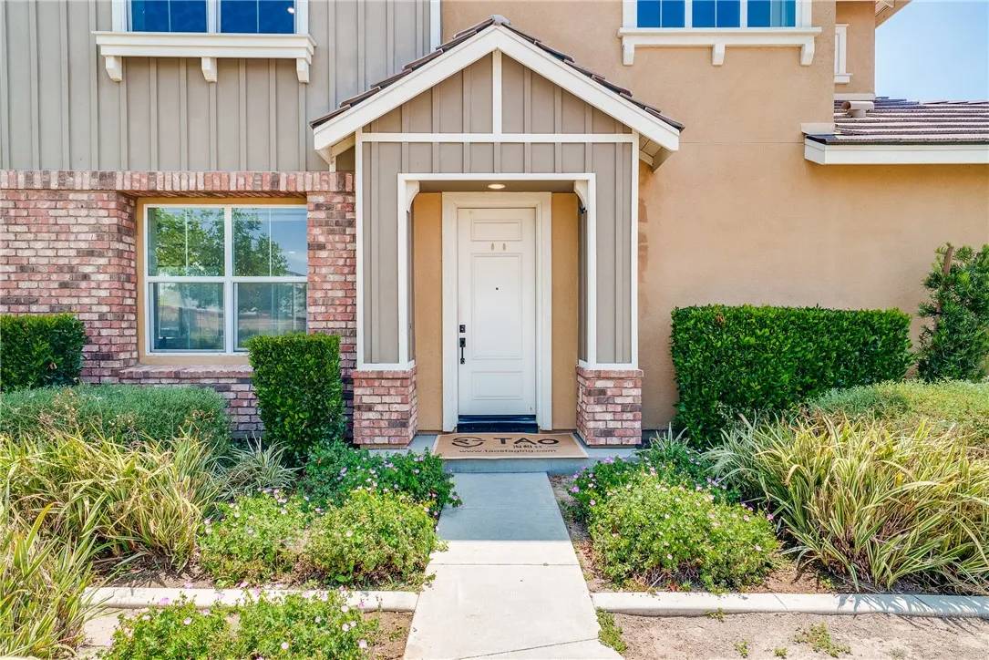 Ontario, CA 91762,4121 S Blackstone Privado
