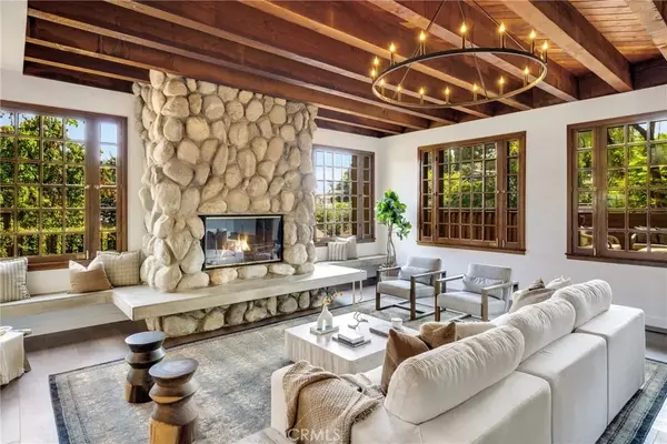 561 Alta Vista Drive, Sierra Madre, CA 91024