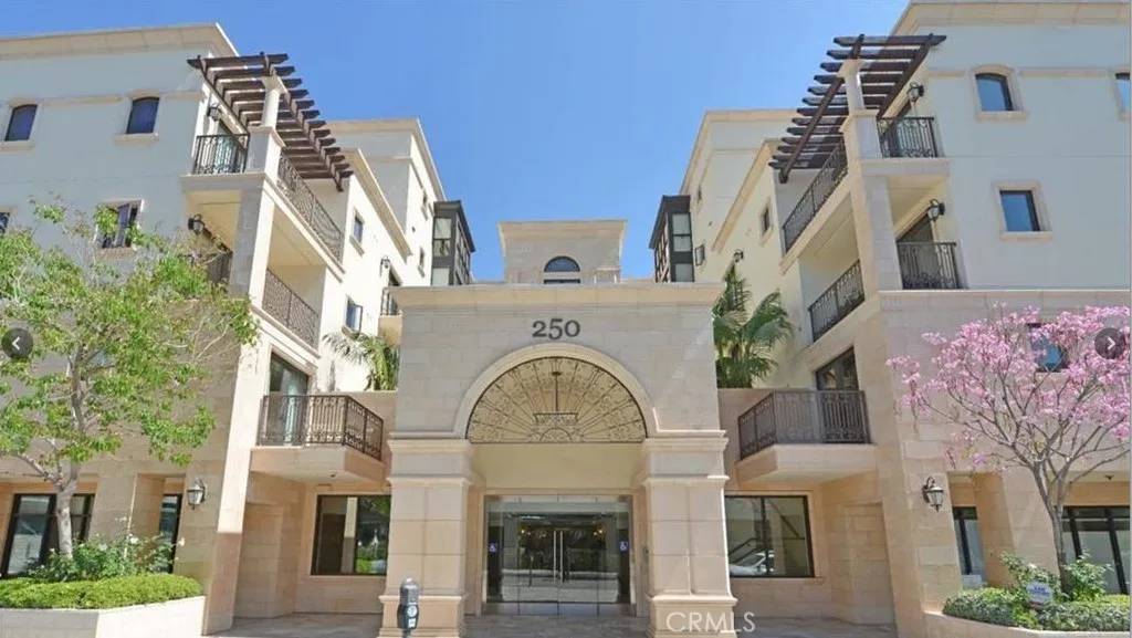 250 S De Lacey Ave #303A, Pasadena, CA 91105