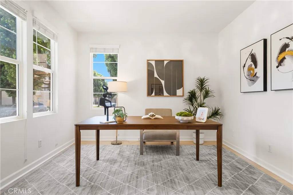 Irvine, CA 92603,345 Tall Oak