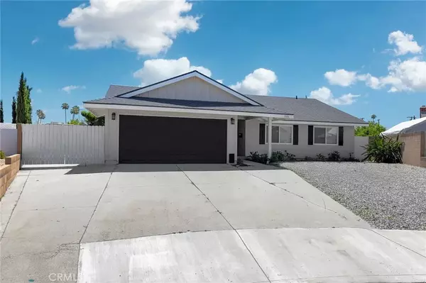 Covina, CA 91722,1106 W Bellbrook Street