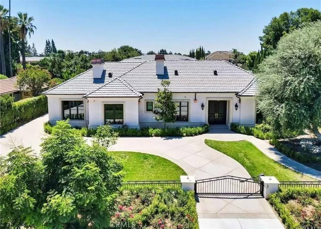 300 W Las Flores Avenue, Arcadia, CA 91007