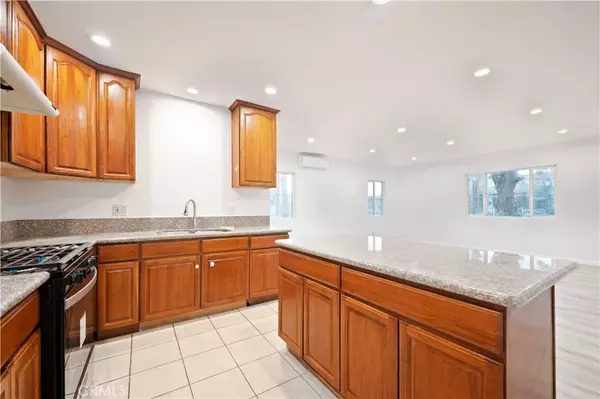 Rosemead, CA 91770,2559 Walnut Grove Avenue