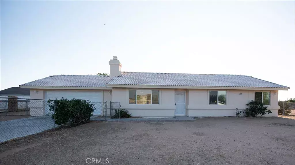 12794 Navajo Road, Apple Valley, CA 92308