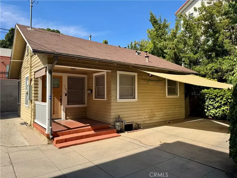 701 Mira Monte Place, Pasadena, CA 91101