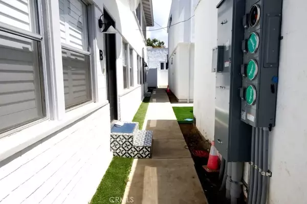 Santa Monica, CA 90402,728 Euclid Street #E