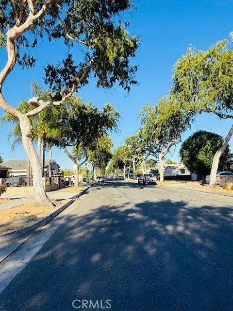 Fullerton, CA 92833,3502 W Flower Avenue
