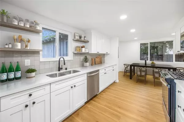 Redlands, CA 92374,733 S Grove Street