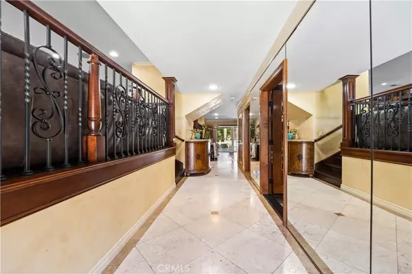 Anaheim Hills, CA 92807,5901 E Firenze