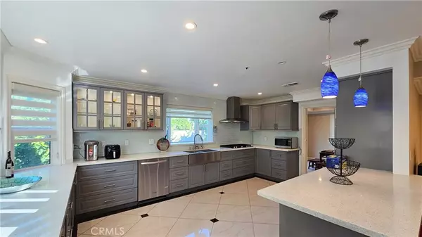 San Gabriel, CA 91776,1018 Palm Avenue