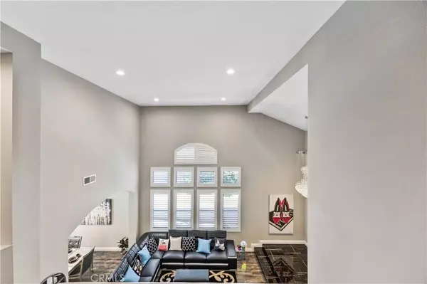 San Gabriel, CA 91775,7020 Julie Lane