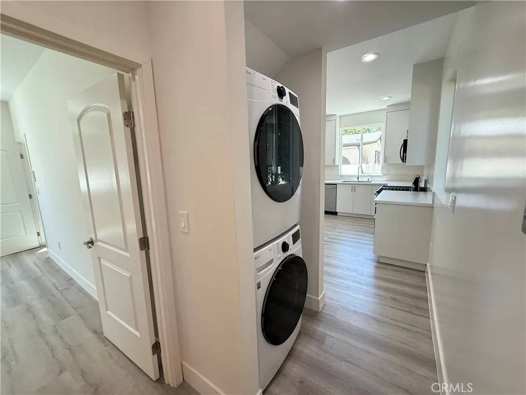 Reseda, CA 91335,19515 Cantara Street
