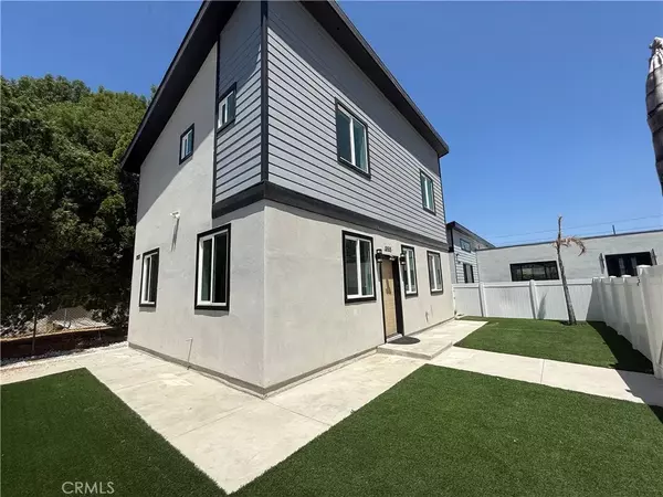 Reseda, CA 91335,19515 Cantara Street