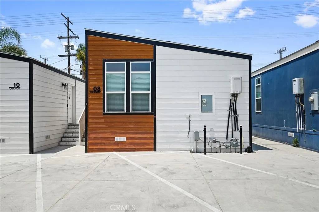 North Hollywood, CA 91605,8250 Lankershim BLVD #8
