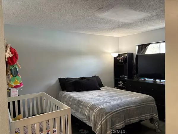Diamond Bar, CA 91765,23659 Golden Springs Drive #F2