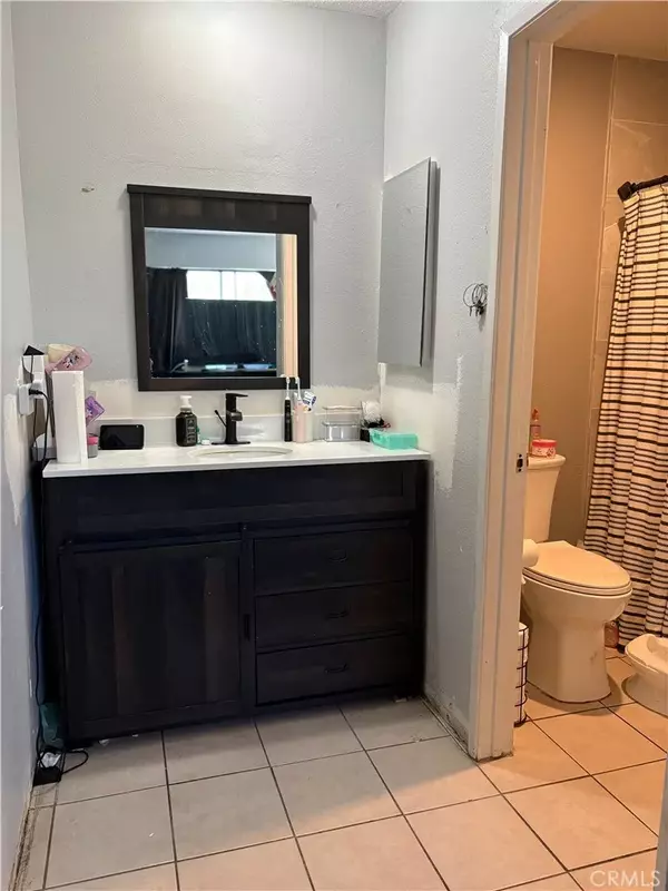 Diamond Bar, CA 91765,23659 Golden Springs Drive #F2