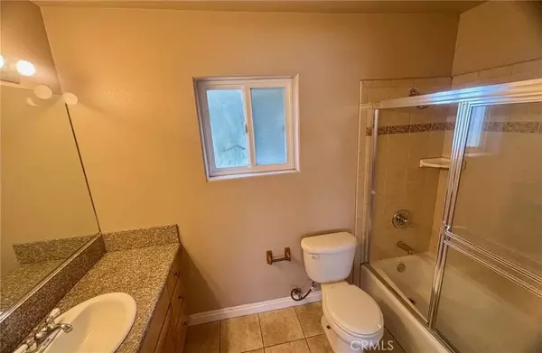 Pasadena, CA 91106,1688 Locust Street