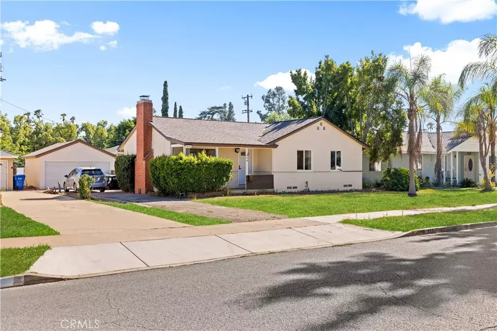 Pomona, CA 91767,424 Roosevelt Ave
