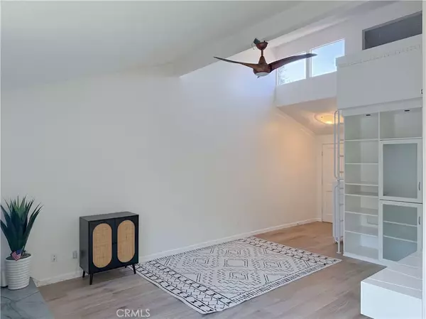 Rancho Palos Verdes, CA 90275,5931 Armaga Spring Road #B