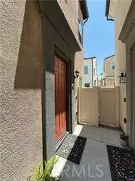Corona, CA 92879,3827 Grant Street #42