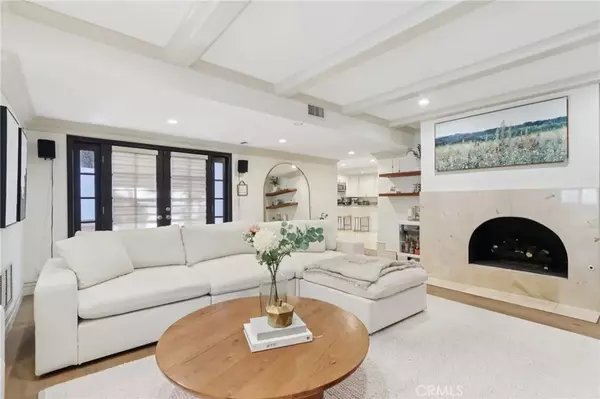 Los Angeles, CA 91316,4501 Grimes Place