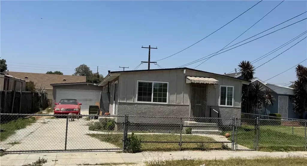 Compton, CA 90220,1109 S Acacia Avenue