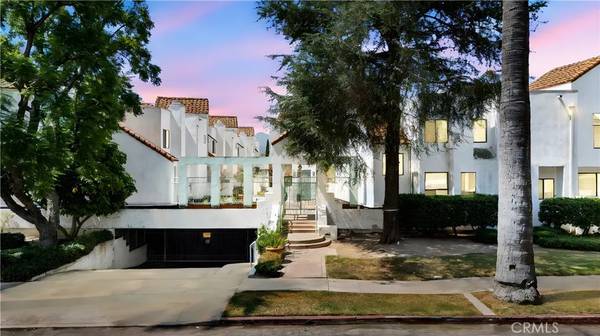1340 Glenwood Road #28, Glendale, CA 91201