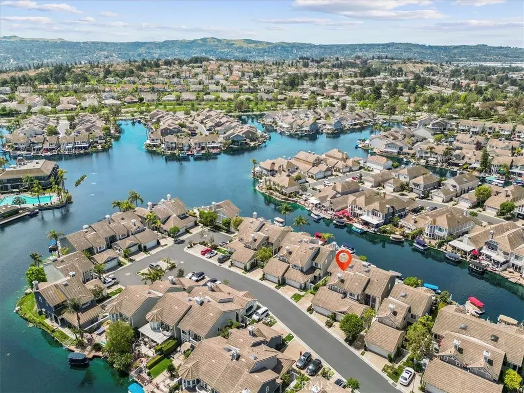 Yorba Linda, CA 92886,5289 Via Andalusia