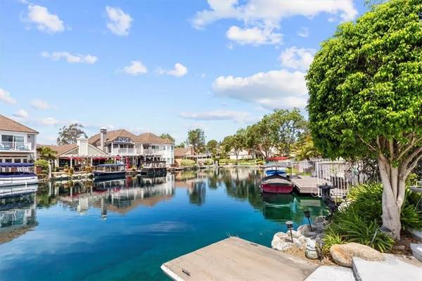 Yorba Linda, CA 92886,5289 Via Andalusia
