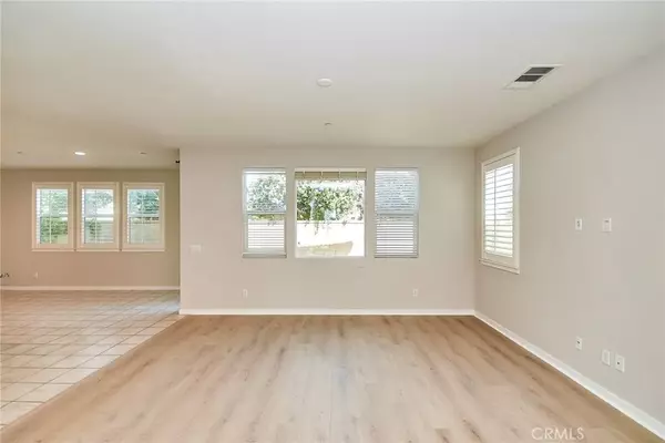 Ontario, CA 91762,4806 S Apricot Way