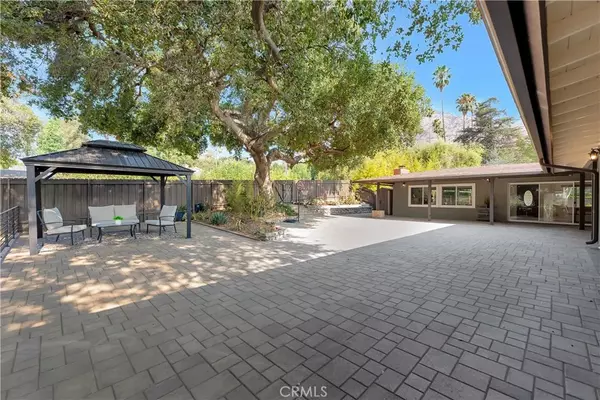 Sierra Madre, CA 91024,370 E Grandview Avenue