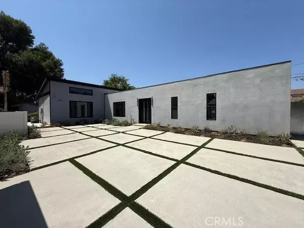 19525 Cantara Street, Reseda Ranch, CA 91335