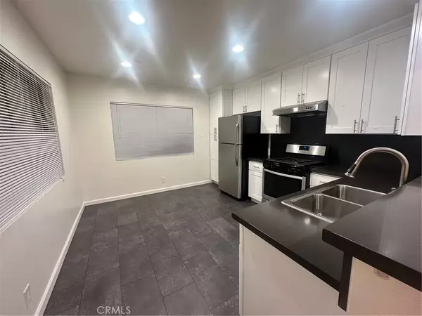 Alhambra, CA 91801,415 N 2nd Street #C