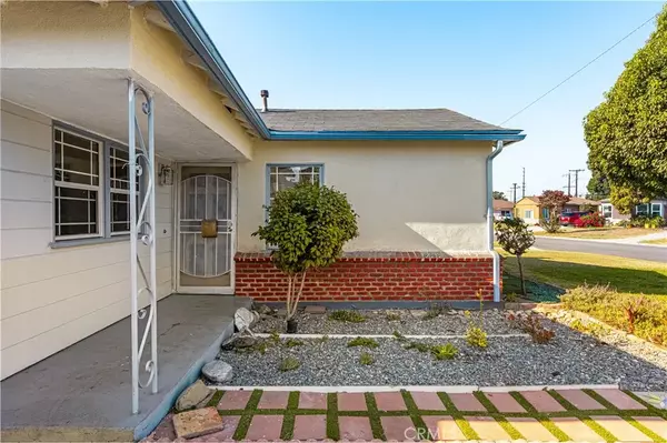 Pico Rivera, CA 90660,8264 Elmont Avenue