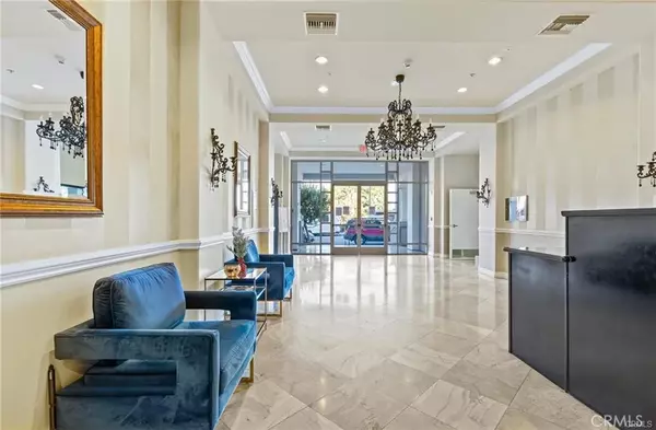 Los Angeles, CA 90008,3750 Santa Rosalia Drive #413