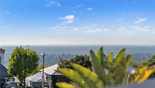 Newport Beach, CA 92660,24 Narbonne