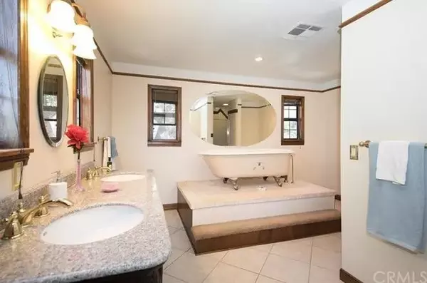 Crestline, CA 92325,652 Arbula Drive
